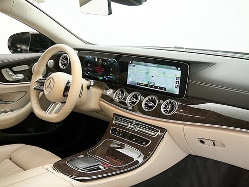 Used 2022 Mercedes-Benz E 450 4MATIC Coupe image 30