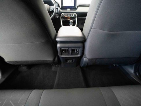 Used 2025 Toyota RAV4 XLE image 22