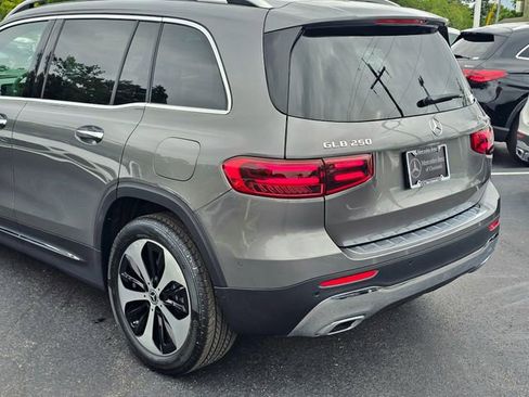 New 2026 Mercedes-Benz GLB 250 4MATIC image 12