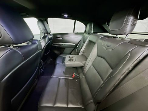 Used 2024 Cadillac XT4 Premium Luxury image 28