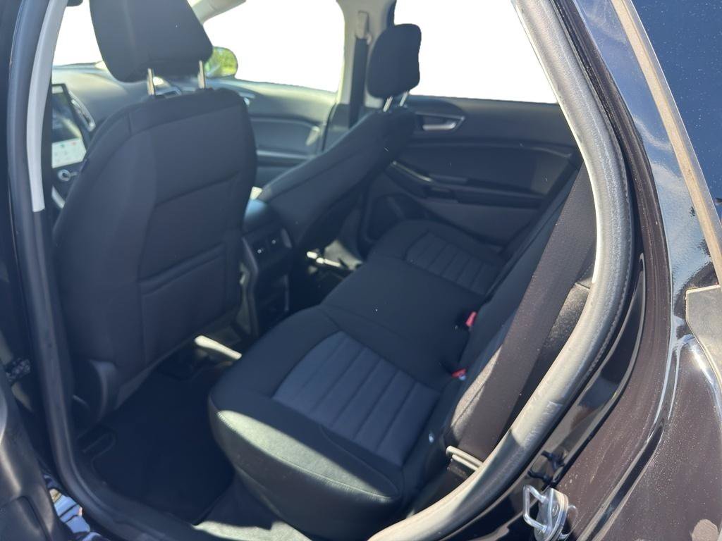 Used 2024 Ford Edge SE AWD/4WD image 10
