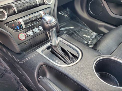 Certified 2019 Ford Mustang GT Premium w/ GT Performance Package image 25