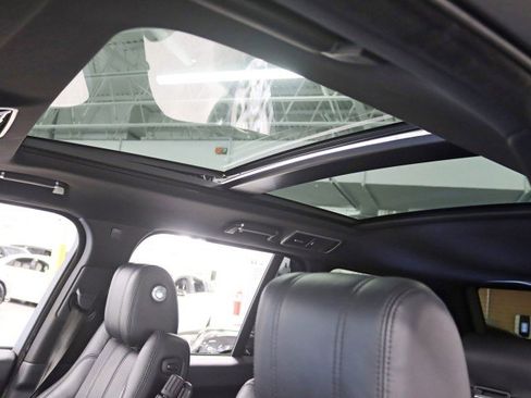 Used 2016 Land Rover Range Rover Supercharged image 33