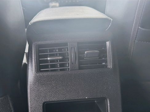 Used 2025 Mitsubishi Outlander SE AWD/4WD image 28