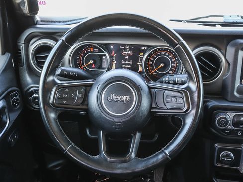 Used 2020 Jeep Wrangler Unlimited Sport image 18