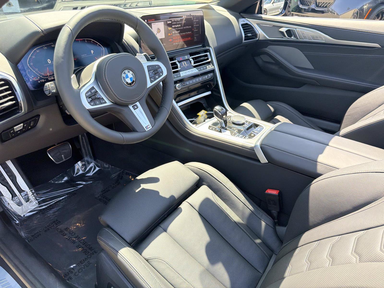 Used 2026 BMW 840i Convertible w/ Comfort Seating Package RWD image 14