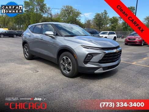 Used 2025 Chevrolet Blazer LT FWD image 1