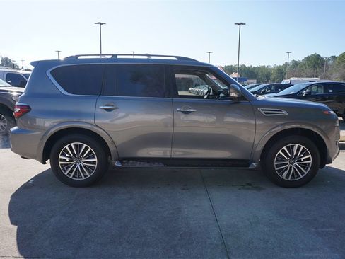 Used 2023 Nissan Armada SL w/ Captain's Chairs Package image 26