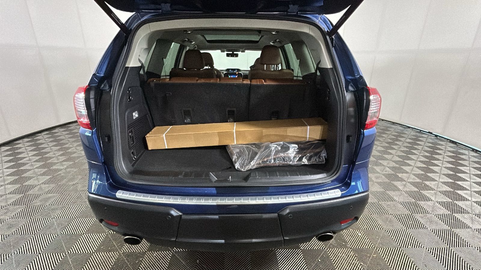 Used 2019 Subaru Ascent Touring w/ Popular Package #2 AWD/4WD image 32