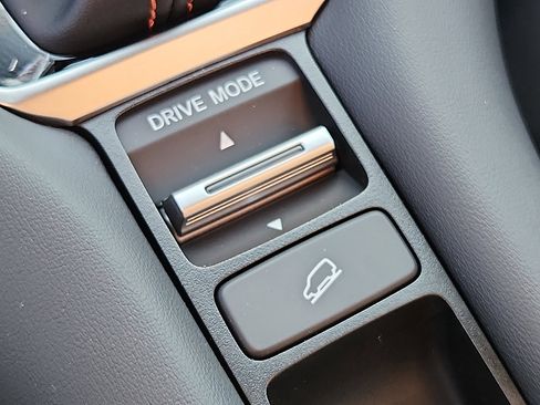 New 2026 Honda HR-V Sport image 14