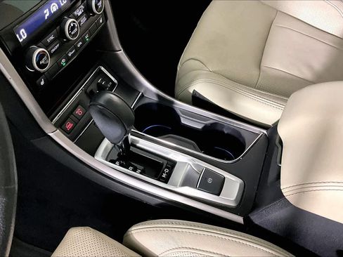 Used 2020 Subaru Ascent Limited w/ Technology Package image 14