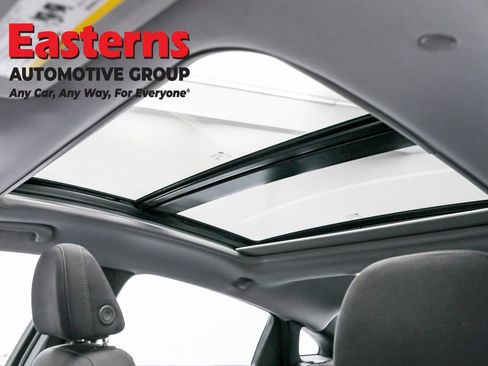 Used 2024 Chevrolet Malibu LT image 35