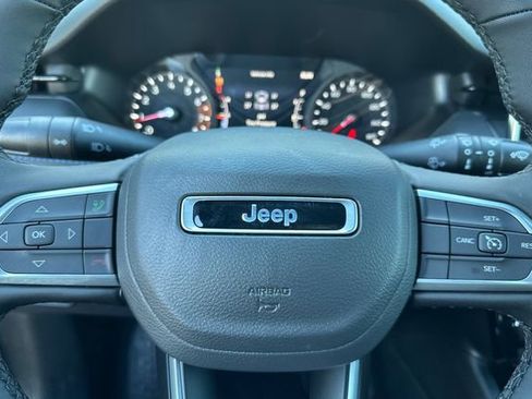New 2026 Jeep Compass Latitude image 23