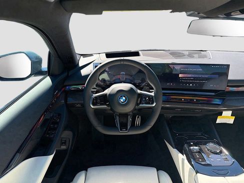 New 2026 BMW 550e xDrive w/ Executive Package AWD/4WD image 18