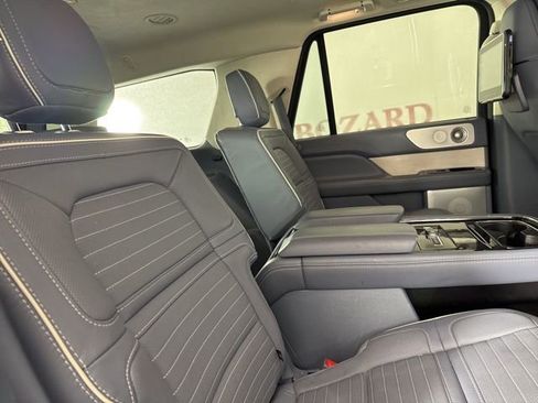 Used 2021 Lincoln Navigator Black Label image 18