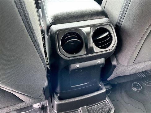 Used 2023 Jeep Wrangler Unlimited w/ Cold Weather Group AWD/4WD image 28