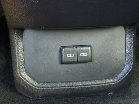 Used 2024 Toyota Highlander XSE image 14