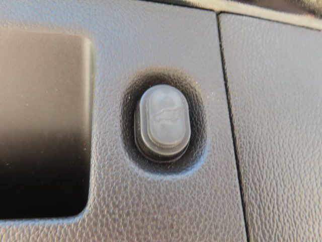 Used 2019 Cadillac Escalade Luxury AWD/4WD image 11