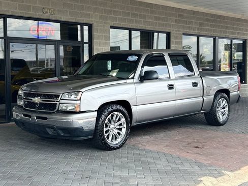 Used 2006 Chevrolet Silverado 1500 LT w/ Light Duty Power Package RWD image 74