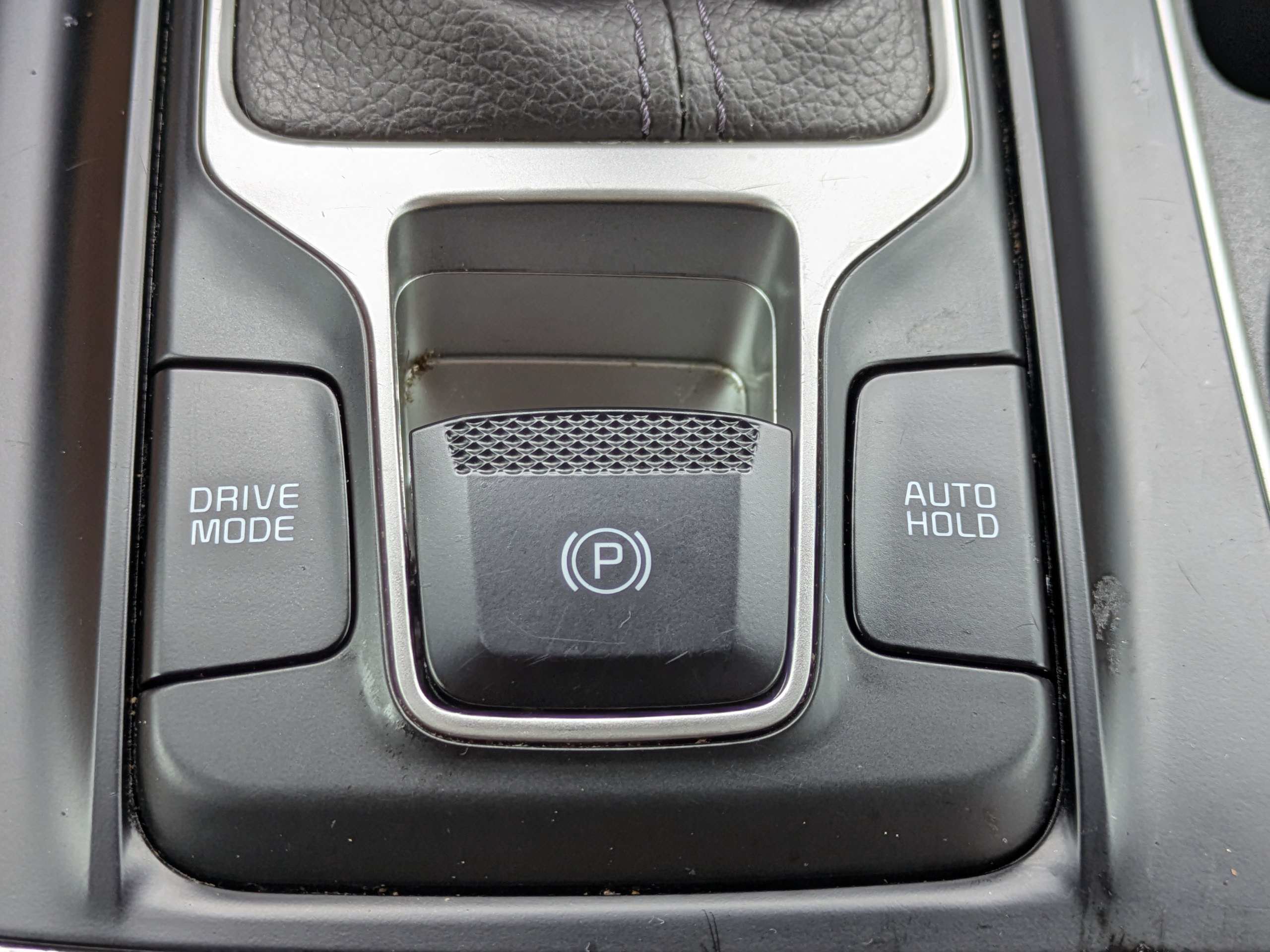 Certified 2022 Kia Carnival LX FWD image 32