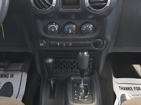 Used 2015 Jeep Wrangler Unlimited Sport w/ Trailer Tow Group image 23