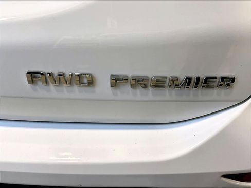 Used 2022 Chevrolet Equinox Premier image 30