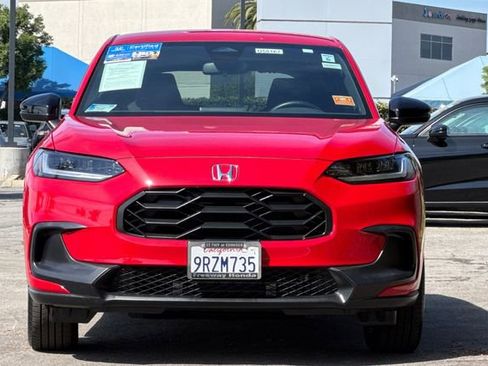 Certified 2025 Honda HR-V Sport image 10