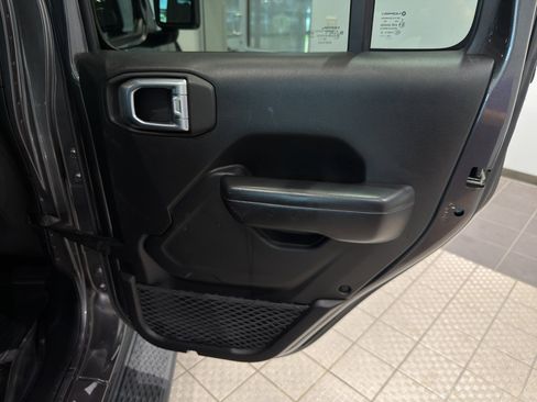 Used 2020 Jeep Gladiator Sport w/ Quick Order Package 24S image 24