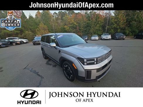 Used 2025 Hyundai Santa Fe SE image 13