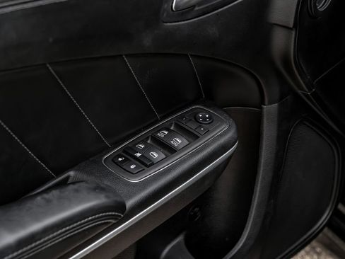 Used 2022 Dodge Charger Scat Pack RWD image 49