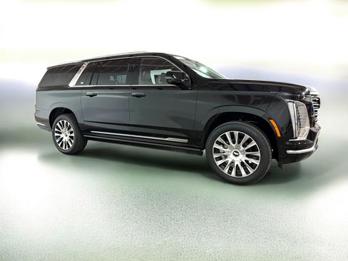 New 2025 Cadillac Escalade ESV Premium Luxury Platinum image 6