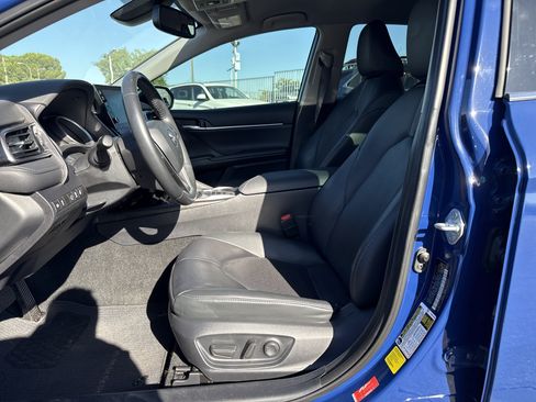 Used 2023 Toyota Camry XLE w/ Cold Weather Package FWD image 12