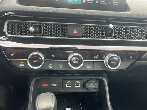 Used 2024 Honda Civic Touring image 15
