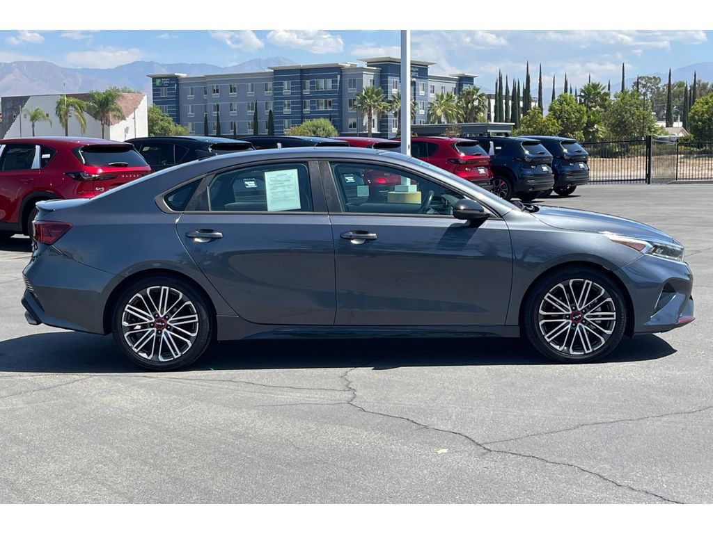 Used 2022 Kia Forte GT FWD image 8