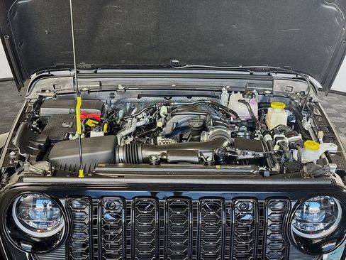 New 2025 Jeep Gladiator Willys image 22