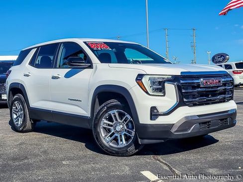 Certified 2026 GMC Terrain Elevation AWD/4WD image 2