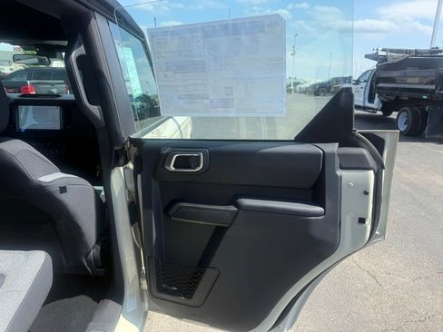New 2025 Ford Bronco 4-Door AWD/4WD image 50