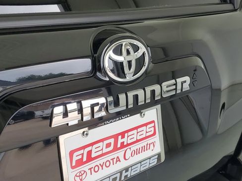 Used 2024 Toyota 4Runner SR5 image 8