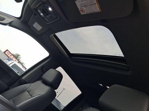Used 2020 Chevrolet Silverado 2500 LTZ w/ LTZ Plus Package AWD/4WD image 18