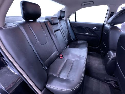 Used 2011 Ford Fusion Sport FWD image 32