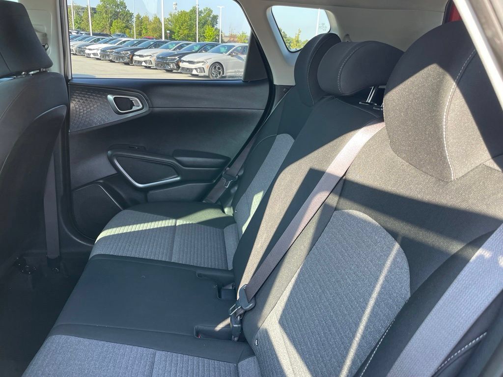 Used 2020 Kia Soul GT-Line FWD image 24