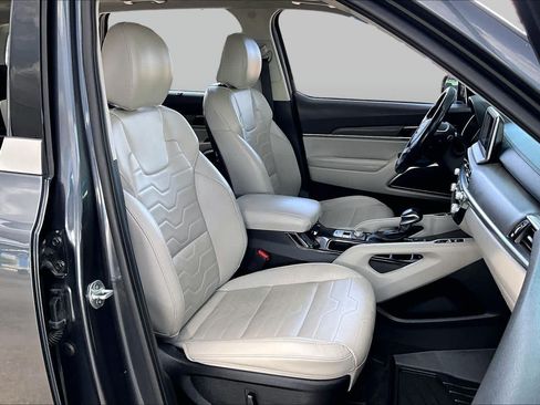 Used 2021 Kia Telluride SX w/ SX Prestige Package AWD/4WD image 9