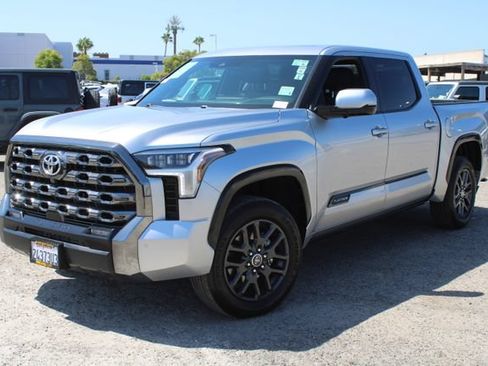 Used 2023 Toyota Tundra Platinum AWD/4WD image 17