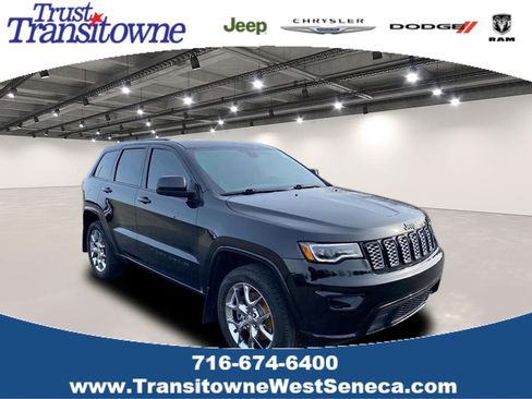 Used 2022 Jeep Grand Cherokee Laredo X image 1
