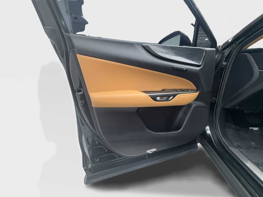 Used 2023 Lexus NX 250 FWD image 21