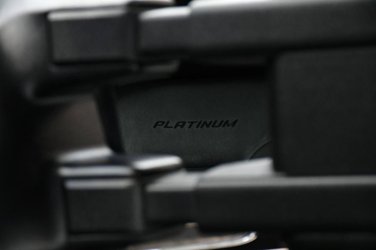 Used 2016 Ford F350 Platinum w/ FX4 Off-Road Package AWD/4WD image 27
