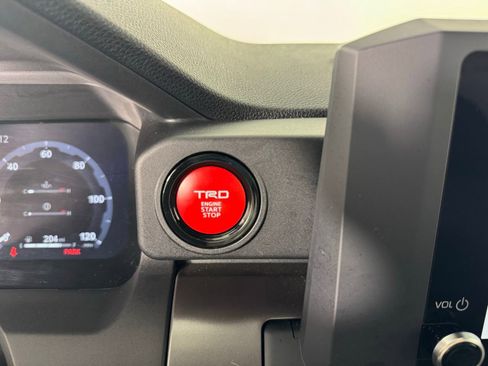 Used 2025 Toyota Tacoma TRD Off-Road image 21