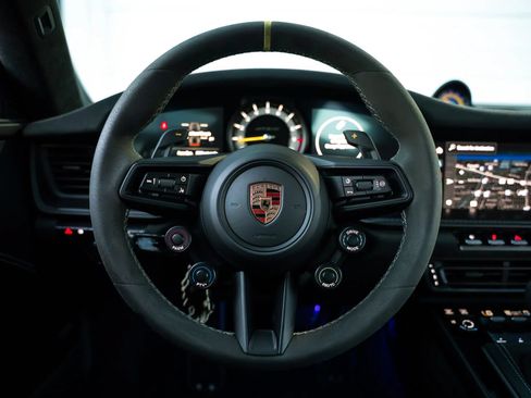 Used 2024 Porsche 911 GT3 RS RWD image 33