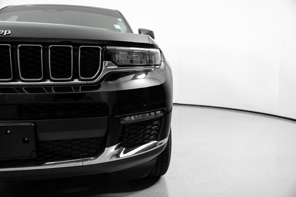 Used 2021 Jeep Grand Cherokee L Limited AWD/4WD image 17