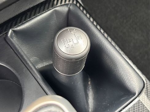 Used 2018 Toyota 4Runner TRD Off-Road Premium image 33